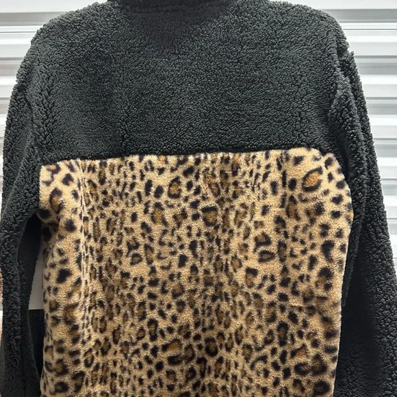 Top(Sample) - Picture 2 of 2